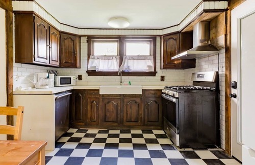 West Kill House | Entire Renovated Country House, Sleeps 7, Pets, Creek Across the Street