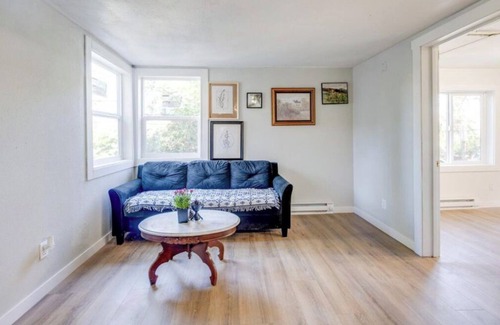 Colfax House | Entire single family house with yard