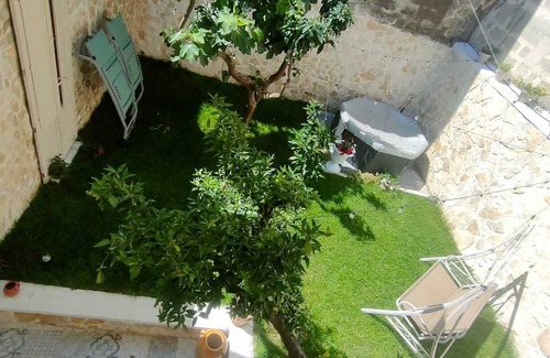 Novoli House | Entire structure consisting of 3 suites with private bath and garden with hydro bath