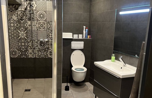 Rognac Apartment | Entre Aix et Marseille