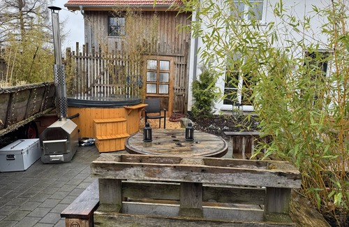 Obergunzburg Apartment | Entspannung und Ruhe mit Sauna und Whirlpool - Alpen Relax - Auch mit Haustieren