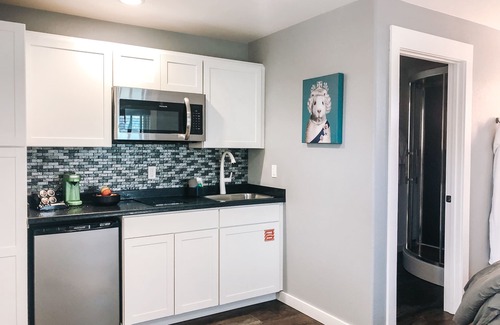 Custer Hotel | EO Bungalows – Adults Only