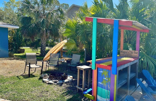 Weeki Wachee Gardens House | EPIC Weeki Wachee paddle house included paddleboards and kayaks!