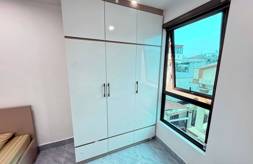 Cong Vi Apartment | Era Apartment Doi Can エラ 格安賃貸アパート