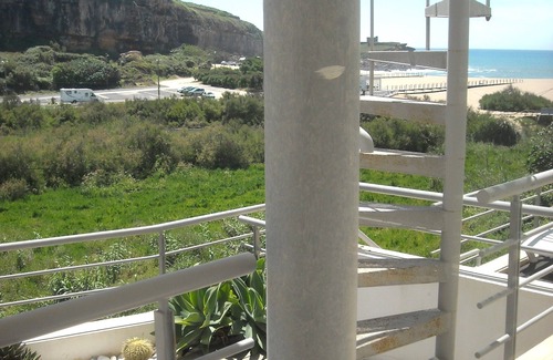 Ericeira Apartment | Ericeira - T2/T3 CHARMING APARTMENT WITH SEA VIEW AND UPON THE BEACH