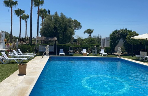 Los Palacios y Villafranca Villa | CHRISTMAS AND JANUARY OFFER! COUNTRY HOUSE AT 25 KM FROM SEVILLA, SWIMMING POOL, WIFI, A/C