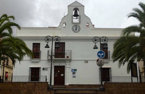 Villanueva de los Castillejos House | Holiday house with pool for 5 to 6 persons