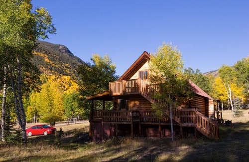 Jasper Cabin | Escape the Alamosa Sand Dunes in Jasper, Colorado!