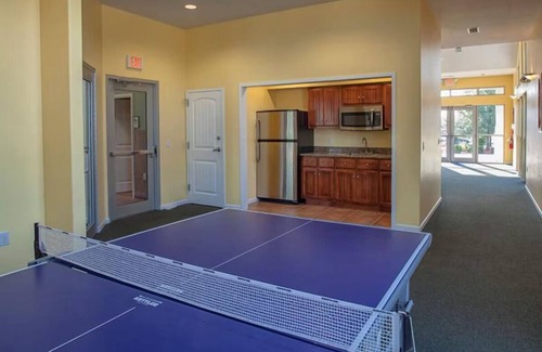 Branson Hotel | Escape to Branson | Pools, Sauna, Game Room & Just Minutes from Branson Strip