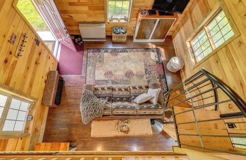 German Cabin | Escape to Nature: Secluded McDonough Cabin!