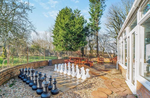 Larkhall Cottage | Escape to our luxurious four-bedroom house in secluded Ashgill near Lanark.