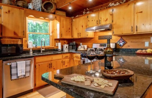 Blue Ridge Cabin | Escape to the Mountains - Fall in love with Blue Ridge!