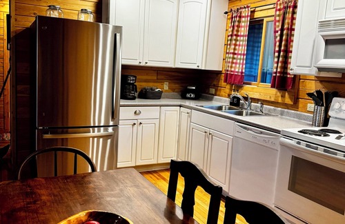 L'Anse Cabin | Escape to this peaceful cabin, perfectly situated directly on Huron Bay!