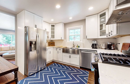 South Haven House | Escape to Your Perfect Getaway