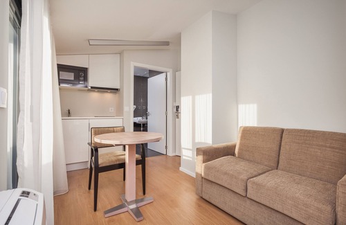 Fatima Hotel | Essence Inn Marianos