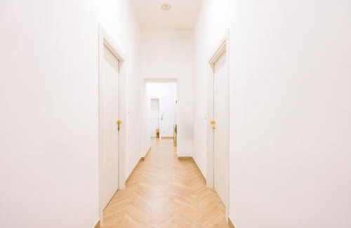 Vasto Bed & Breakfast | Essentia Home