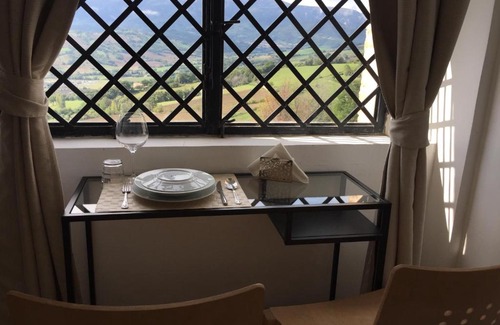 San Ginesio House | Est Locanda