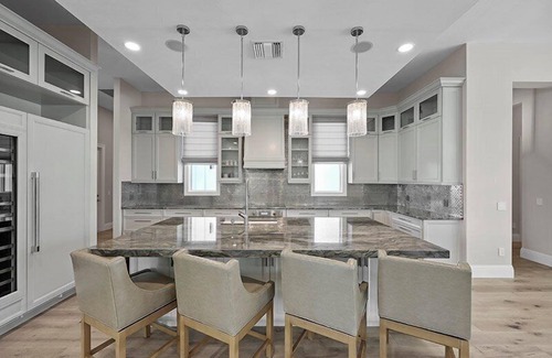 Pine Ridge House | Estate Home on sprawling 1.5-acre lot in the coveted Pine Ridge Estates