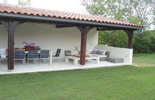 Buzon House | Estate in Pyrenees with Pool and Golf Nearby