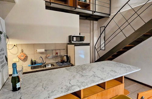 Comuna 7 Apartment | Este es tu hogar lejos de casa un lugar donde la comodidad y el confort se unen.