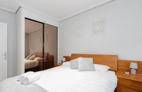 Teis Apartment | Estilo y Comodidad con Parking