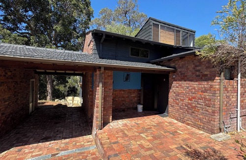Bouvard House | Estuary views, close to boat ramps and beaches