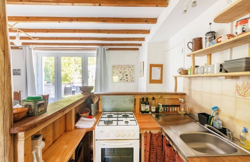 Chemenot Cabin | Estuvi - La Sittelle Enchantée, a break in the countryside. bike shelter, animals ok