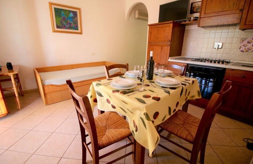 Porto Azzurro Apartment | Eucalyptus Apartment 3