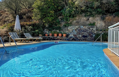Stalos Villa | Europa Villa Stalos: spacious, quiet villa w/sea and mountain view