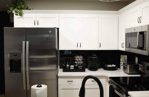 South Memphis House | EV Charger - Family Friendly - Close to Downtown