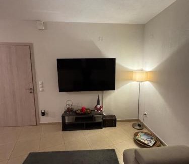 Trikala Apartment | Evan's House