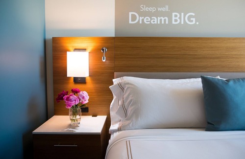 South Lake Union Hotel | EVEN Hotel Seattle Downtown - Lake Union by IHG