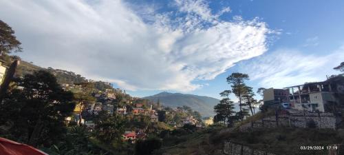 Baguio Apartment | EverGlades Balcony Suites Baguio - Patio Outdoor Dining Hangout 100SQM 3BR2CR