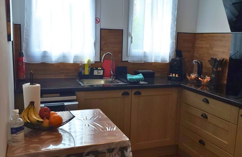 Evreux Apartment | 🏡 Evreux Central Lodge - Netflix - Wifi Fiber - Near train station & city center