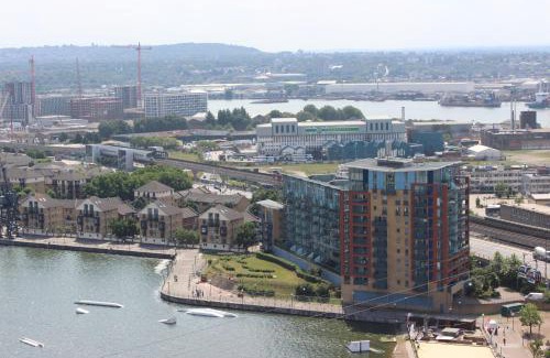 Docklands Apartment | EXCEL LONDON MAJESTIC APARTMENT