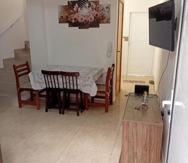 Maracana Apartment | Excelente casa em Praia Grande litoral sul SP
