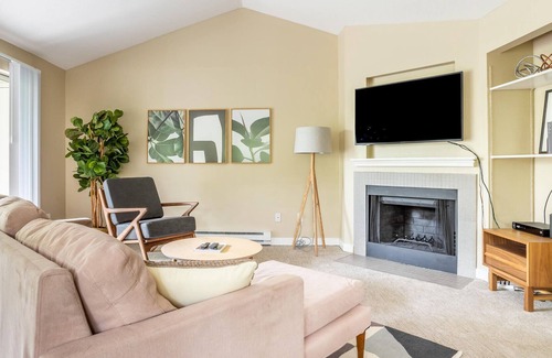Tanasbourne Apartment | Excellent 2BR Apartment in Beaverton w/ Amenities