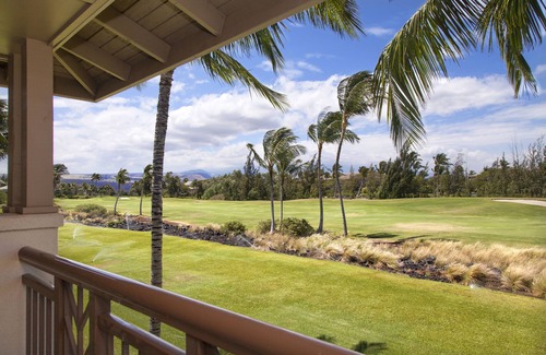 Waikoloa Villa | Excellent for couples or families. Right on the Golf Course.