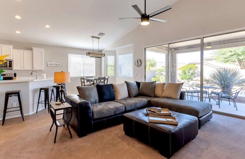 Las Sendas House | Excellent Location! Golf, Hiking, Private Pool + Heated Community Pool/Spa & Parks, TVs in all rooms