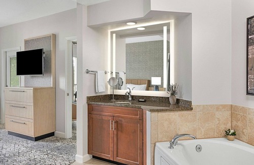 Myrtle Beach Villa | Excellent place to stay! Ultra large rooms and beds, gated entrance