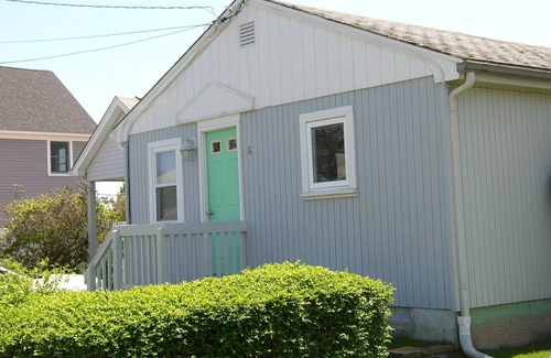 Point Judith Cottage | Excellent Summer Choice: Charming, cozy, well-located,quiet, affordable home
