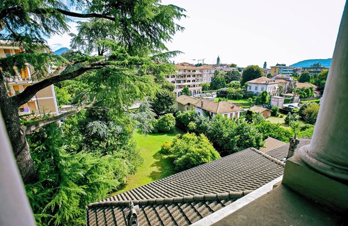 Verbania Apartment | Exceptional 3-room-tower apartment in a beautiful Jugendstilvilla