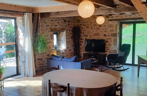 Capdenac-Gare House | Exceptional gîte on the banks of the river Lot