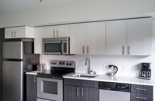 Interbay Apartment | Exceptional Interbay Jr 1BR w/Lounge, nr Coffee & Bars, by Blueground