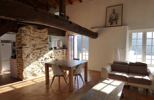 Ainhoa House | Exceptional location in the heart of nature