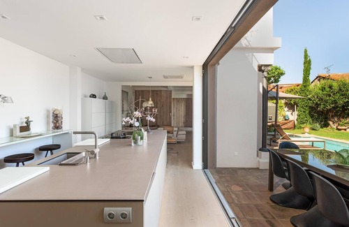 Sant Vicenc de Montalt Villa | Exclusive Chalet Sea Views - 5 min from Golf