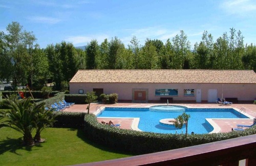 Saint-Cyprien Plage Apartment | Exclusive 2 bedroom apartment overlooking Marina with private pool