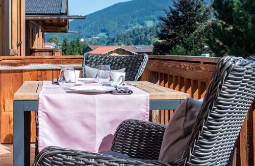 Staudach Apartment | exclusive 2-room apartment in Rottach-Egern -; Apartment SeeSuite