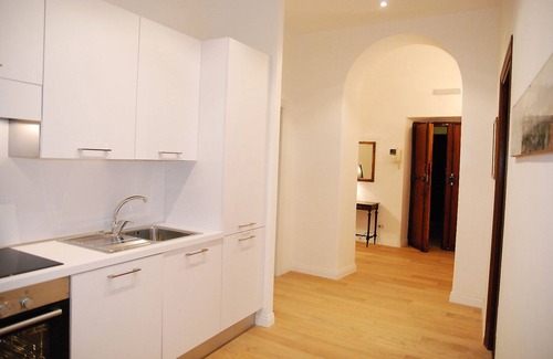 Rione IV Campo Marzio Apartment | Exclusive 3 BR Apt in Spanish Steps with WiFi and A/C