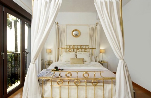 Albaicin Apartment | Exclusive 4BR Villa.Private pool over Alhambra in Granada